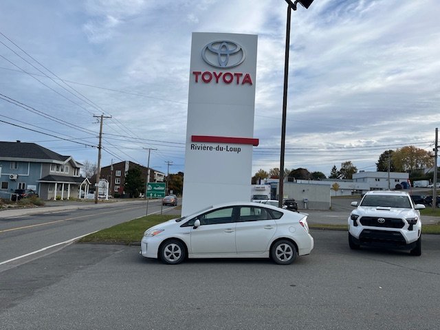 Toyota Prius BASE 2014 à Rivière-du-Loup, Québec