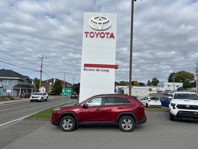 Toyota RAV4 Hybrid XLE AWD 2025 à Rivière-du-Loup, Québec