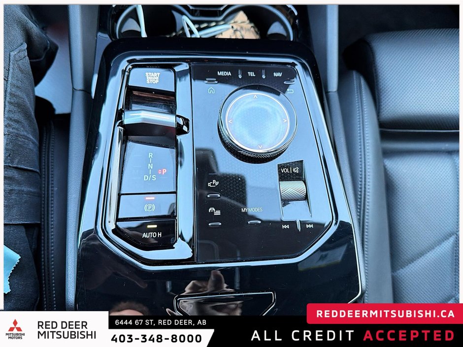 2024 BMW 5 Series 530i xDrive-12