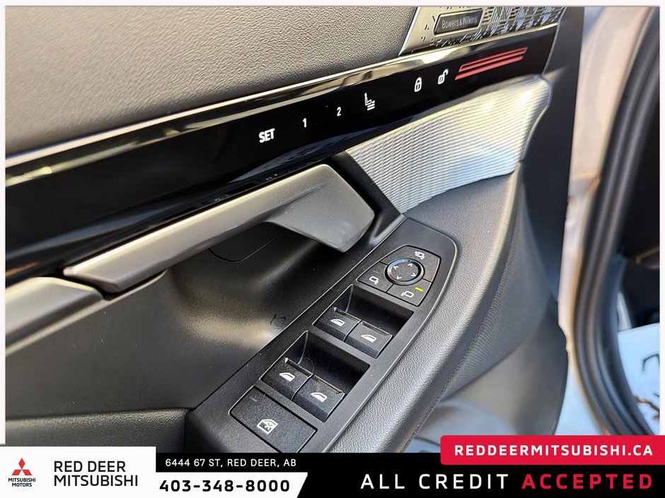 2024 BMW 5 Series 530i xDrive-8