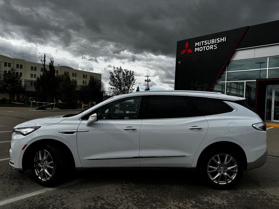 2024 Buick Enclave Essence-2