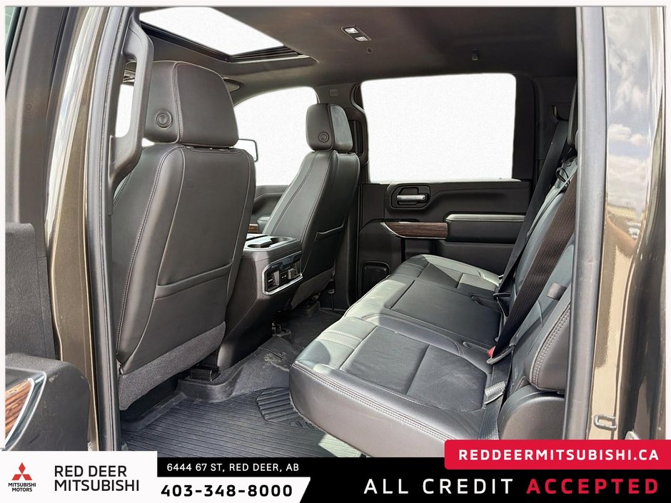 2022 Chevrolet Silverado 3500HD High Country-11