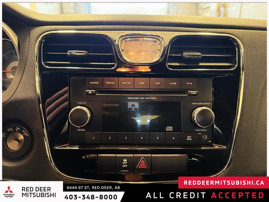2012 Chrysler 200 LX-16