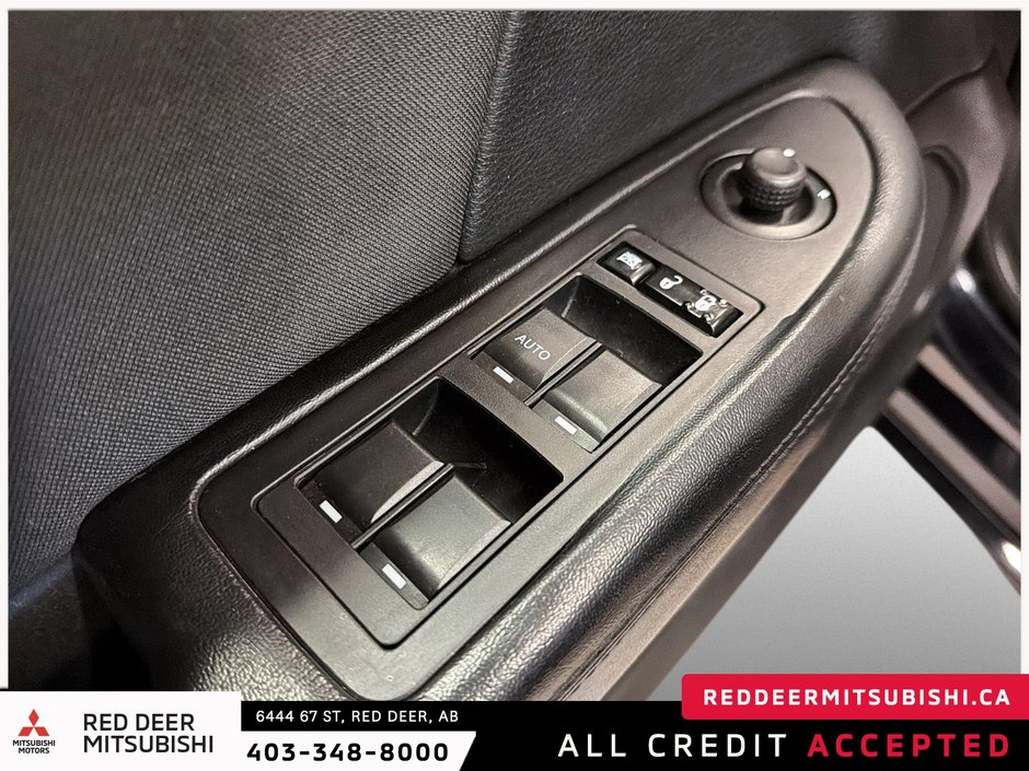 2012 Chrysler 200 LX-9