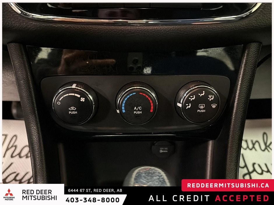 2012 Chrysler 200 LX-14