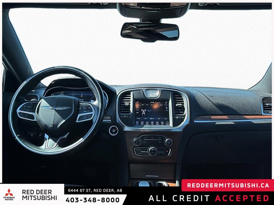2017 Chrysler 300 C Platinum-8