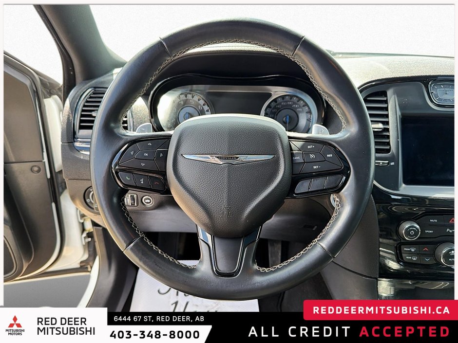 2022 Chrysler 300 S-14