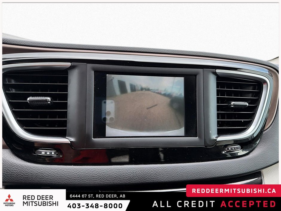 2021 Chrysler Grand Caravan SE-17