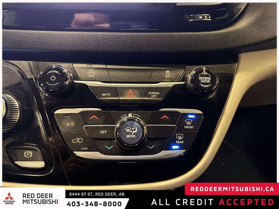 2024 Chrysler Grand Caravan SXT-13