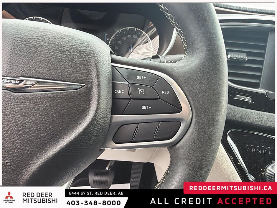 2024 Chrysler Grand Caravan SXT-16