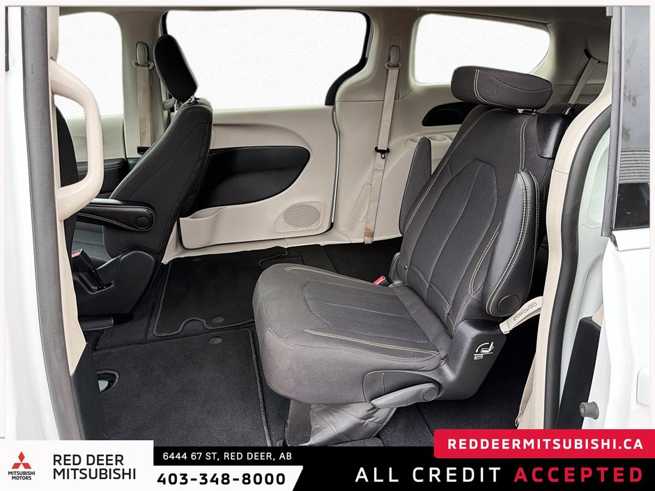 2024 Chrysler Grand Caravan SXT-11