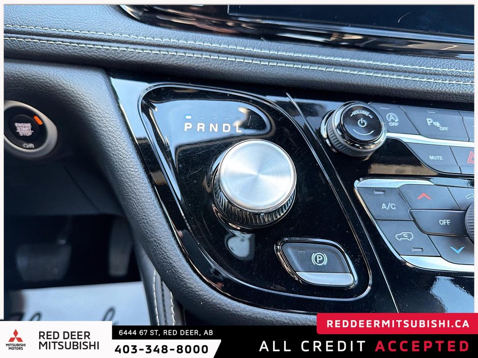 2025 Chrysler Pacifica Limited-22