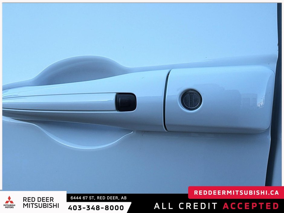 2025 Chrysler Pacifica Limited-8