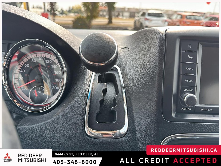 2017 Dodge Grand Caravan Crew-14