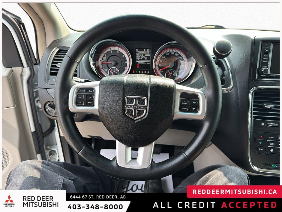 2017 Dodge Grand Caravan Crew-11