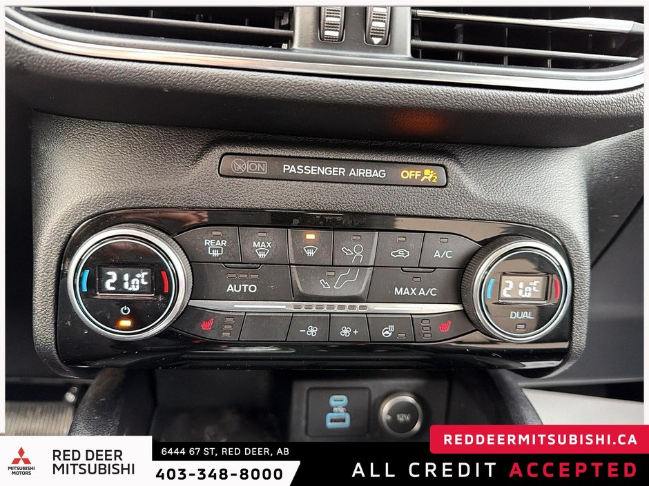 2021 Ford Escape Hybrid Titanium-21