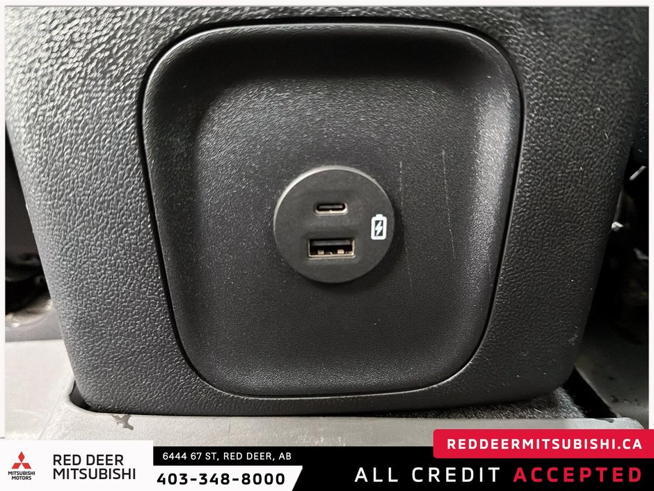 2021 Ford Escape Hybrid Titanium-12