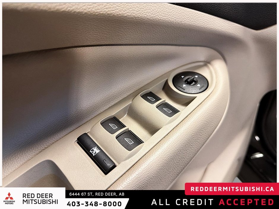 2017 Ford Escape SE-12