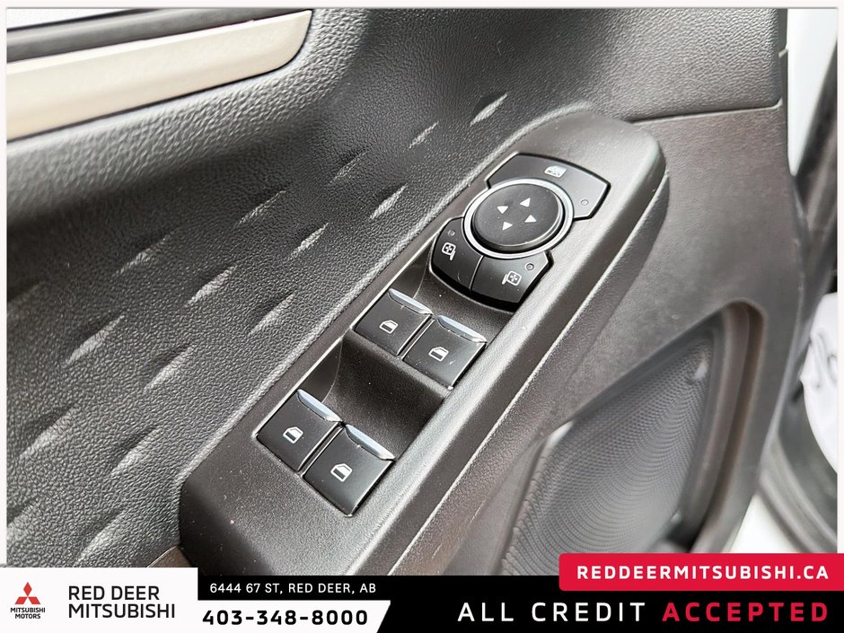 2020 Ford Escape SE-9