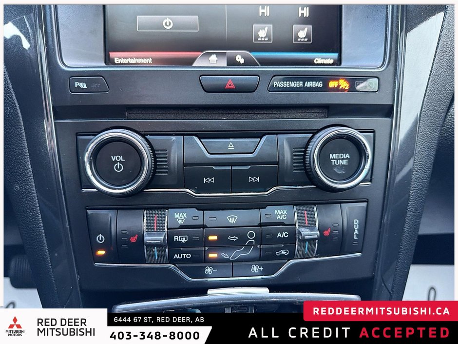 2016 Ford Explorer XLT-19