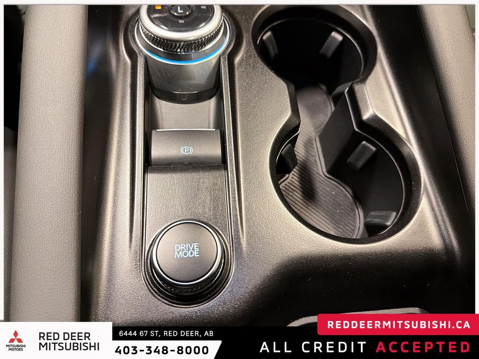 2025 Ford Explorer Active-21