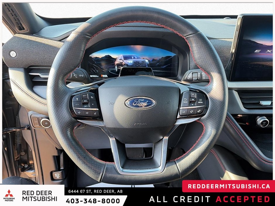 2025 Ford Explorer ST-Line-13