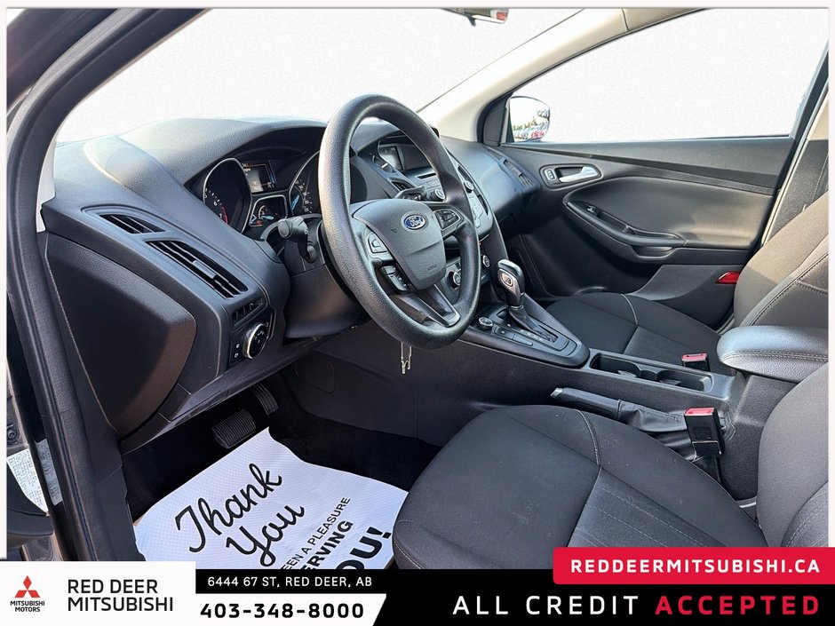 2016 Ford Focus SE-8