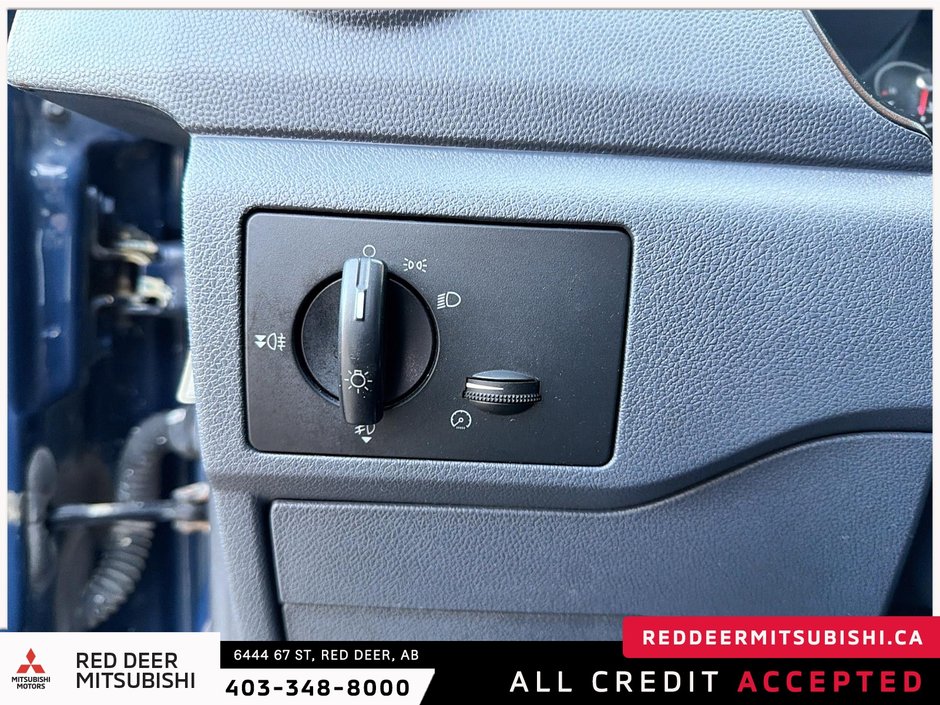 2011 Ford Transit Connect XLT Premium-15