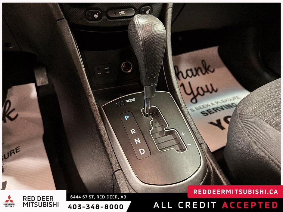 2017 Hyundai Accent SE-16