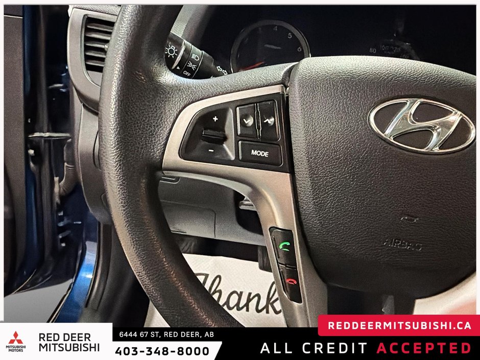 2017 Hyundai Accent SE-12