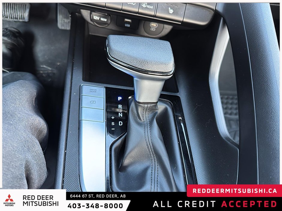 2024 Hyundai Elantra Preferred-13