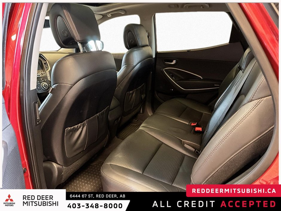 2016 Hyundai Santa Fe Sport 2.0T Limited-12