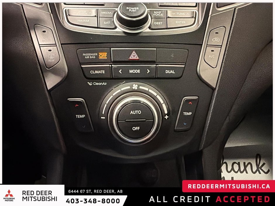2016 Hyundai Santa Fe Sport 2.0T Limited-19