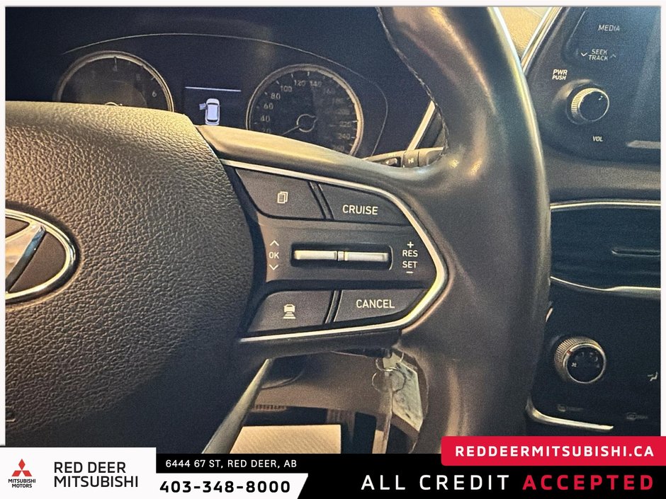 2019 Hyundai Santa Fe Essential-14
