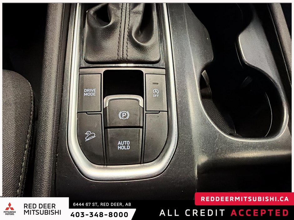 2019 Hyundai Santa Fe Essential-18