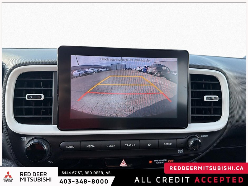 2022 Hyundai Venue Urban-19