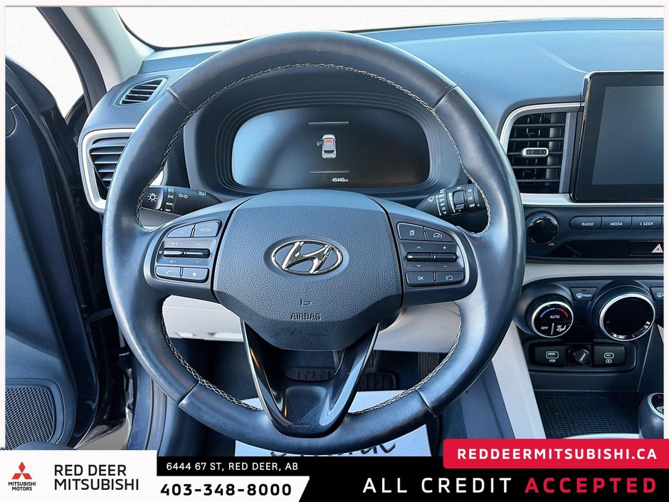 2024 Hyundai Venue Ultimate-10