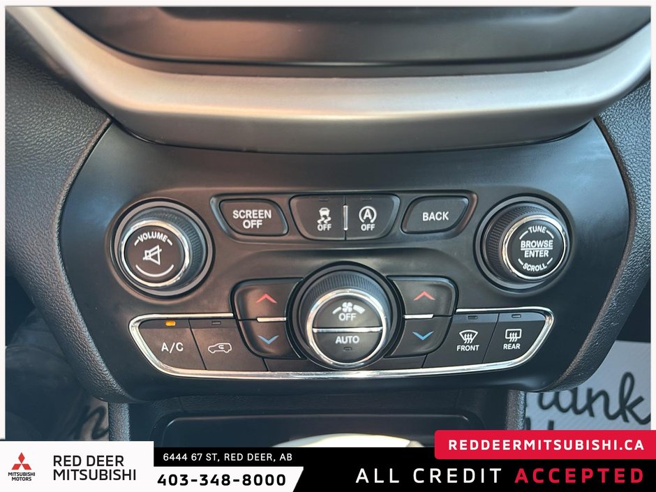 2017 Jeep Cherokee Trailhawk-12