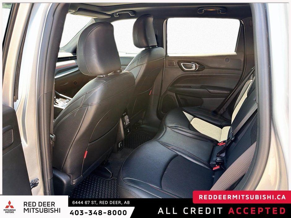 2024 Jeep Compass Trailhawk-12