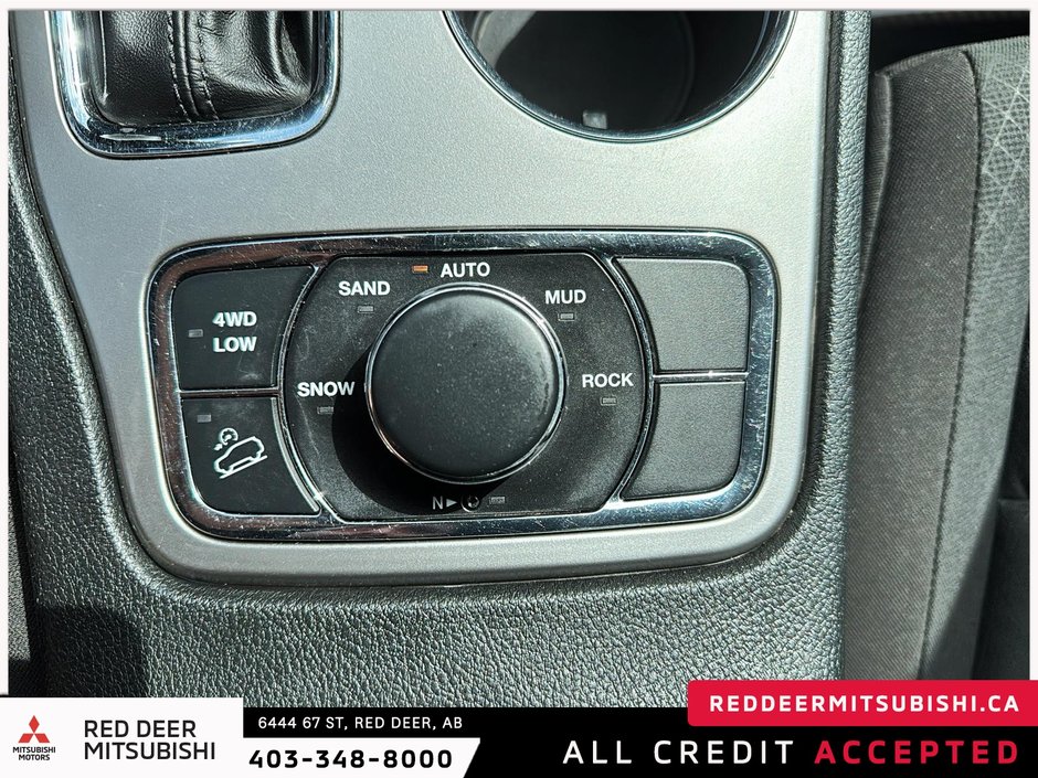 2022 Jeep GRAND CHEROKEE WK Laredo E-14
