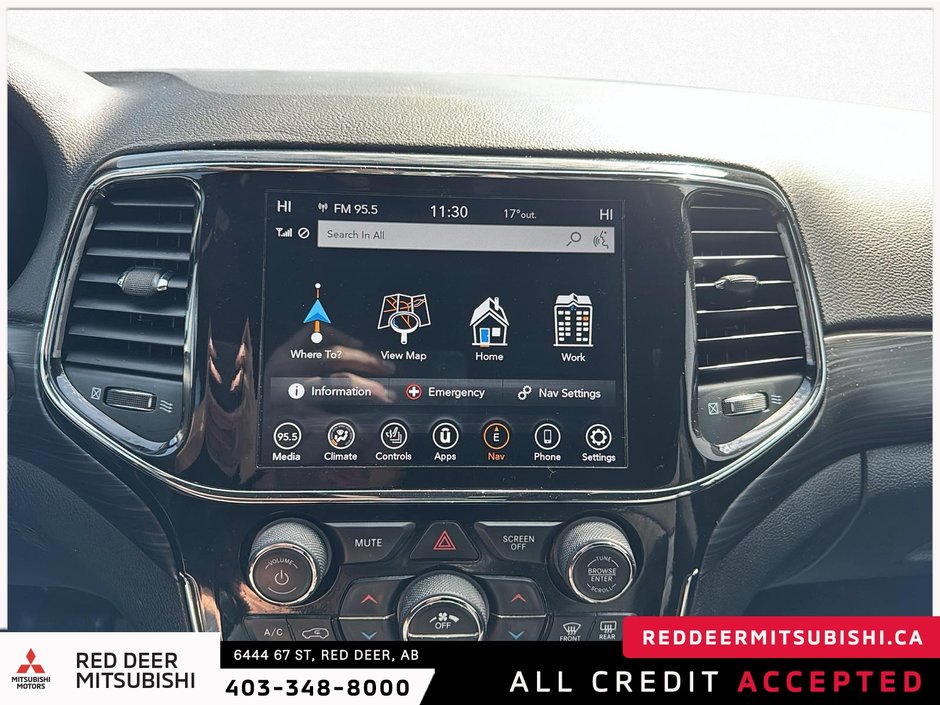 2022 Jeep GRAND CHEROKEE WK Laredo E-16