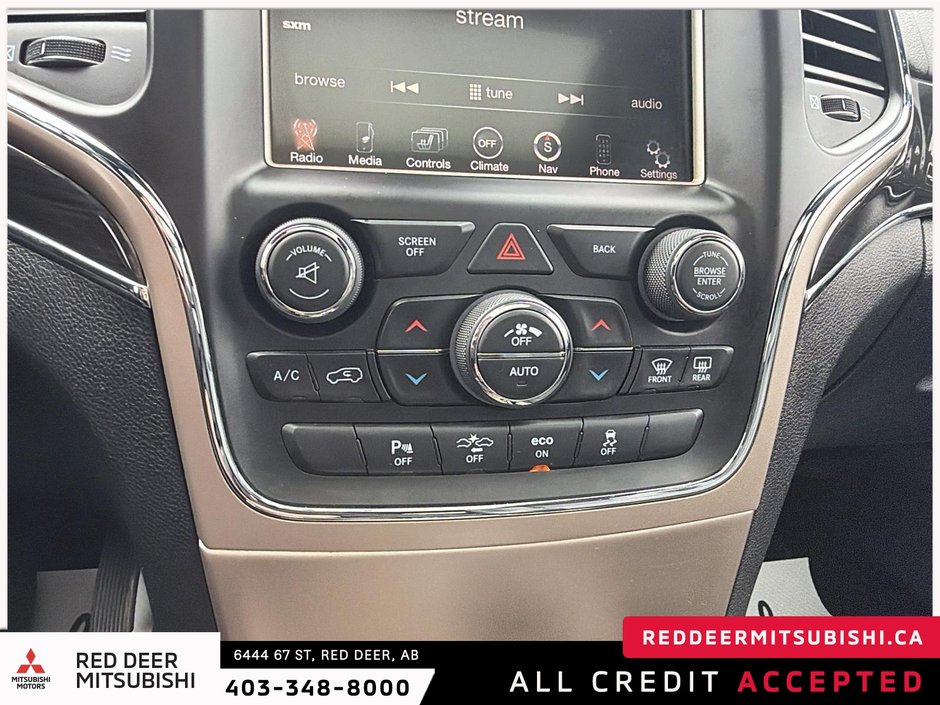 2014 Jeep Grand Cherokee Overland-18