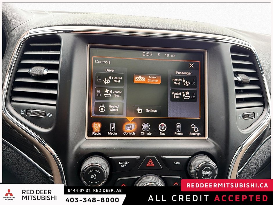 2014 Jeep Grand Cherokee Overland-23