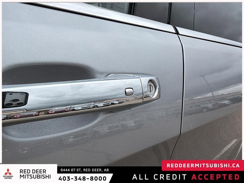 2014 Jeep Grand Cherokee Overland-7