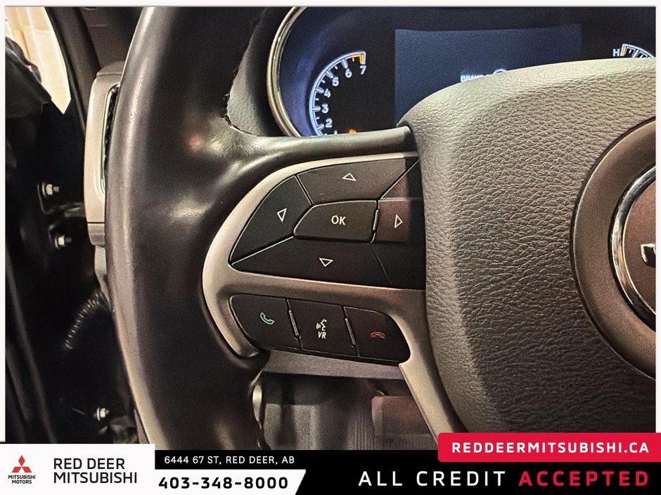 2021 Jeep Grand Cherokee Laredo-12