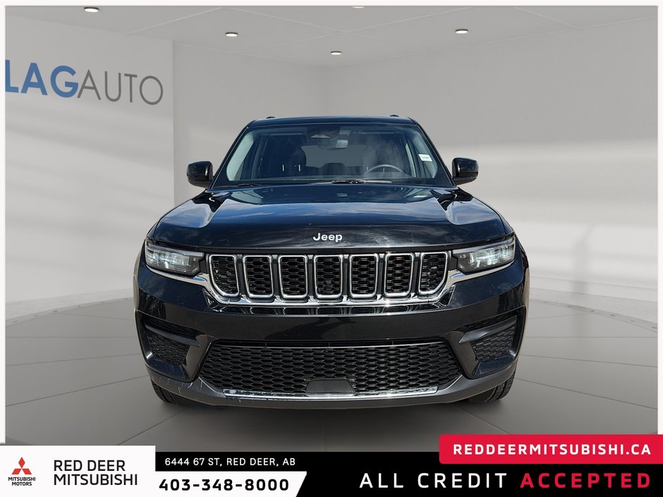 2023 Jeep Grand Cherokee Laredo-1