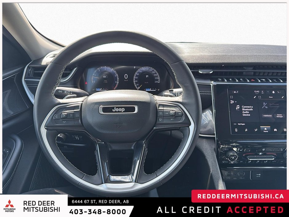 2023 Jeep Grand Cherokee Laredo-10
