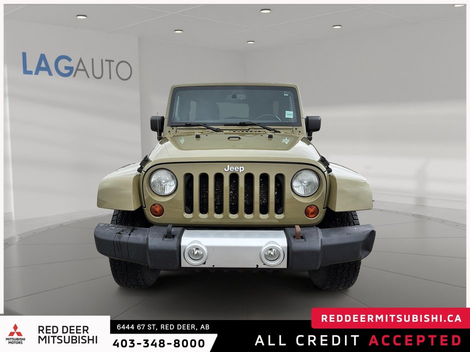 2013 Jeep Wrangler Unlimited Sahara-1