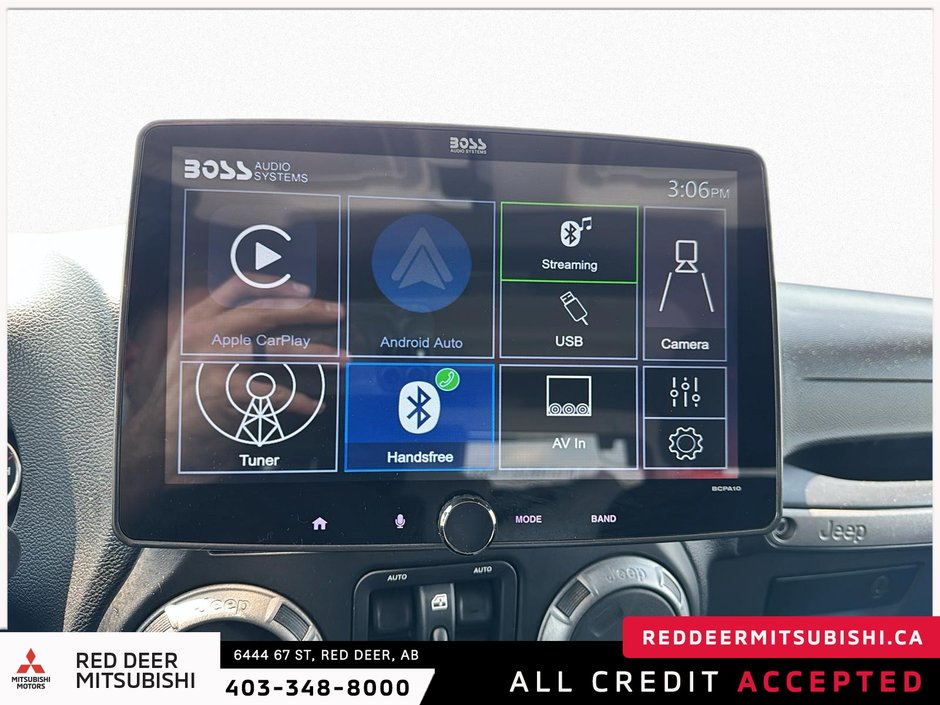 2014 Jeep Wrangler Unlimited Sport-17