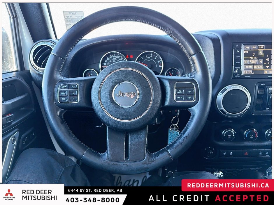 2017 Jeep Wrangler Unlimited Sahara-11